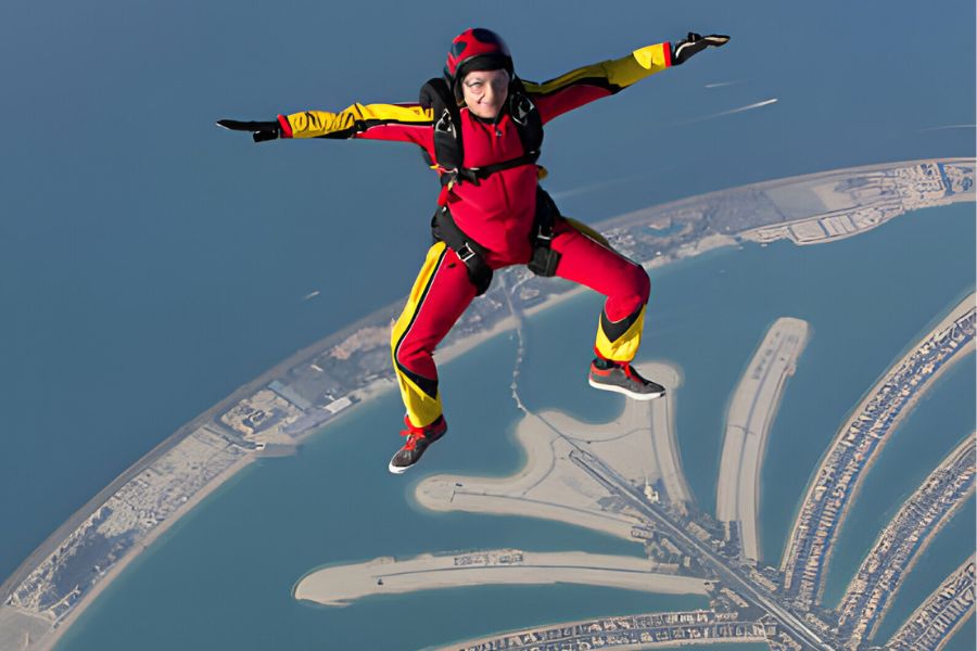 All About Skydiving in Dubai
