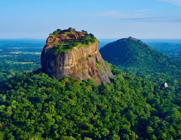 Top 7 Ultimate Places to Visit in Sri Lanka