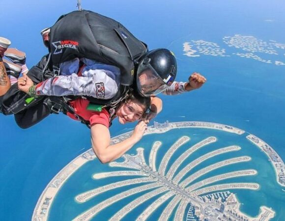 Top 6 Skydiving Locations in Dubai for Thrill-Seekers